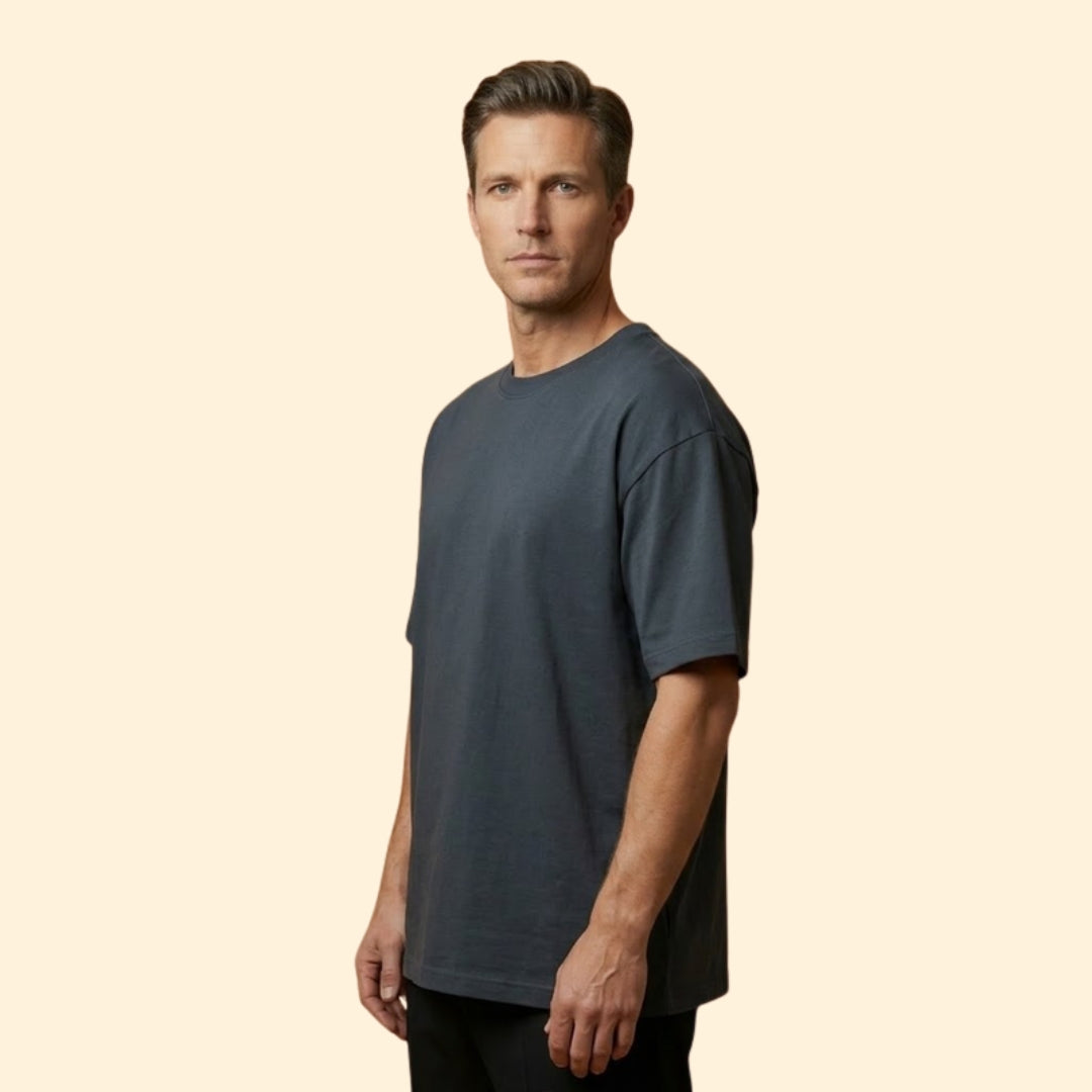 Men’s Basic T-Shirt with Oversized Silhouette