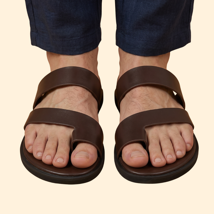 Men's Leather Sandals with Toe Loop