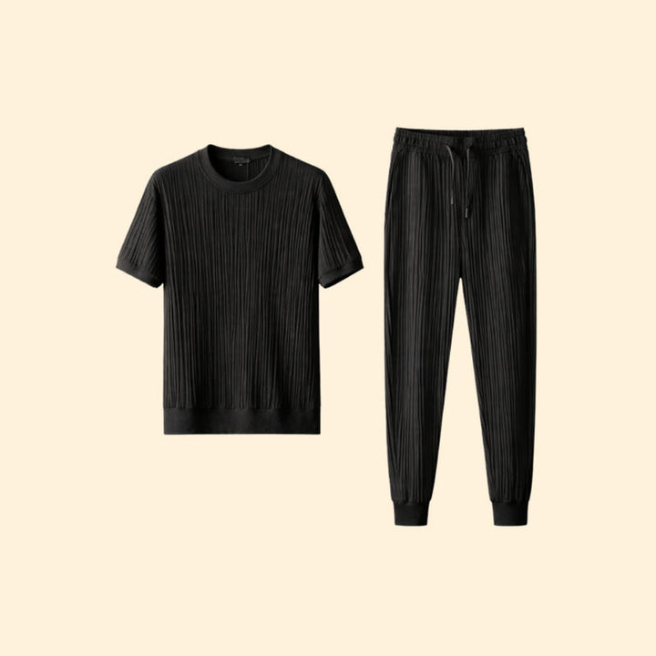 Men’s Relaxed Set with Pleated Design
