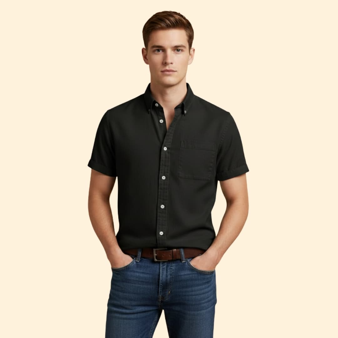 Men’s Short Sleeve Shirt with Chest Pocket