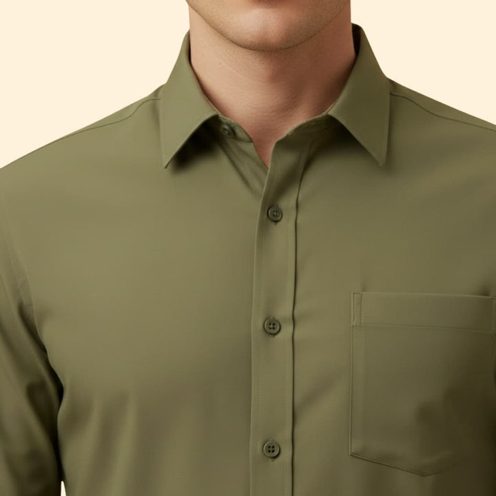Men’s Slim-Fit Shirt with Button Front