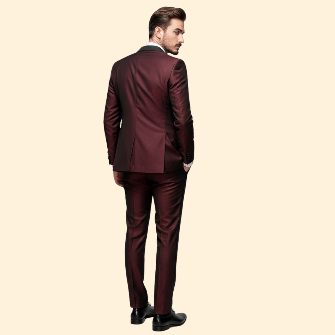 Men’s Three-Piece Suit with Chest Pocket
