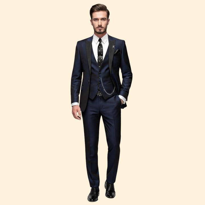 Men’s Three-Piece Suit with Chest Pocket