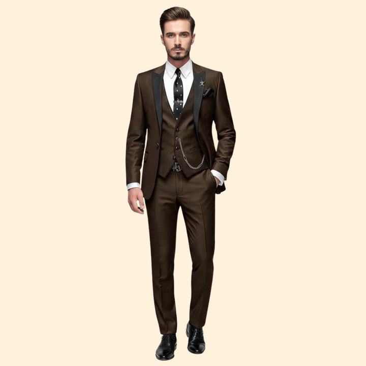 Men’s Three-Piece Suit with Chest Pocket