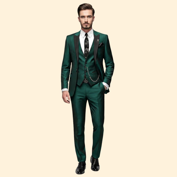 Men’s Three-Piece Suit with Chest Pocket