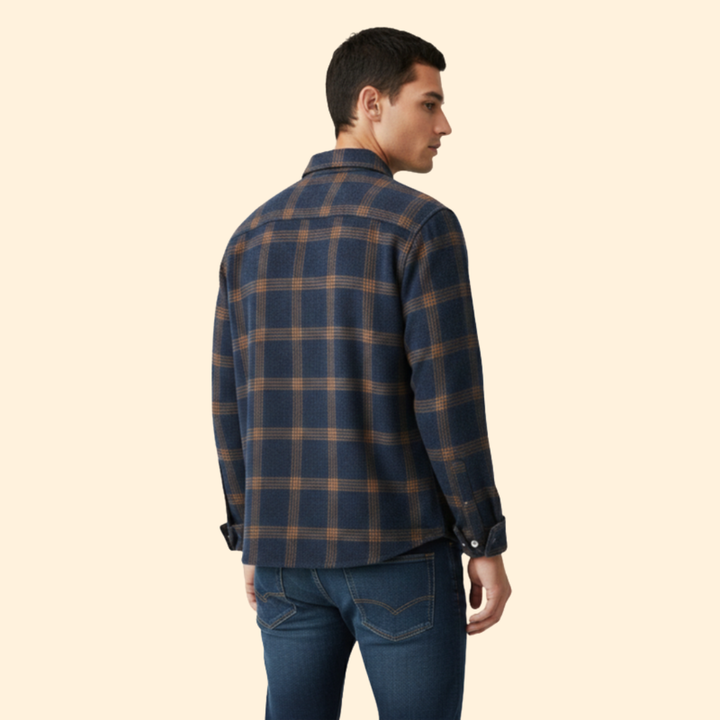 Men’s Flannel Shirt with Classic Collar