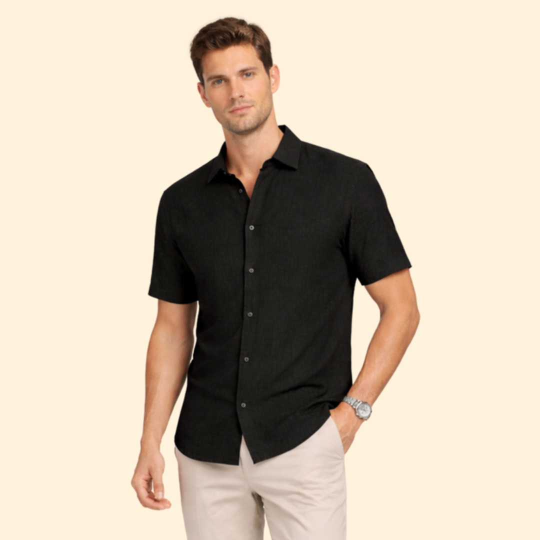 Men’s Short-Sleeve Shirt with Classic Collar