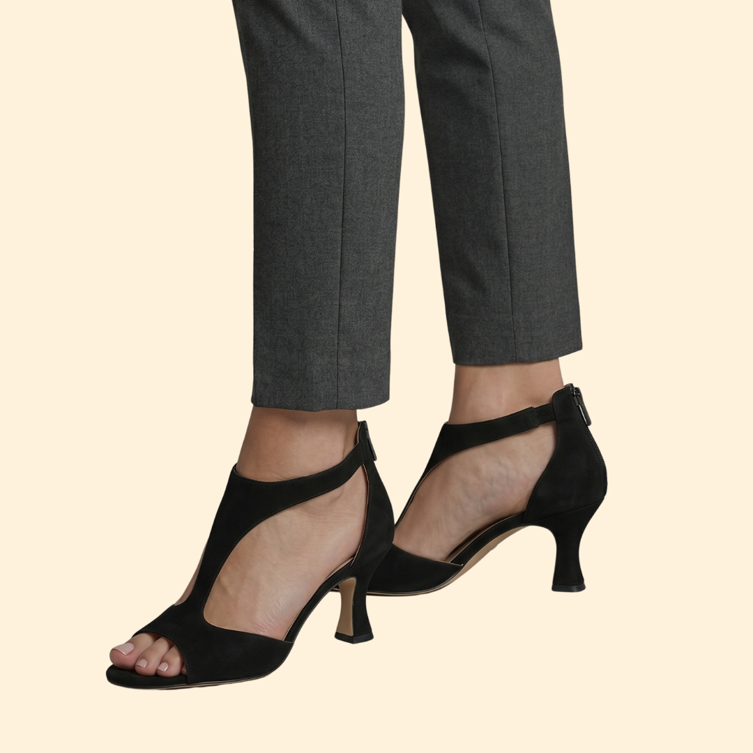 Women's Cutout heeled with Zipper