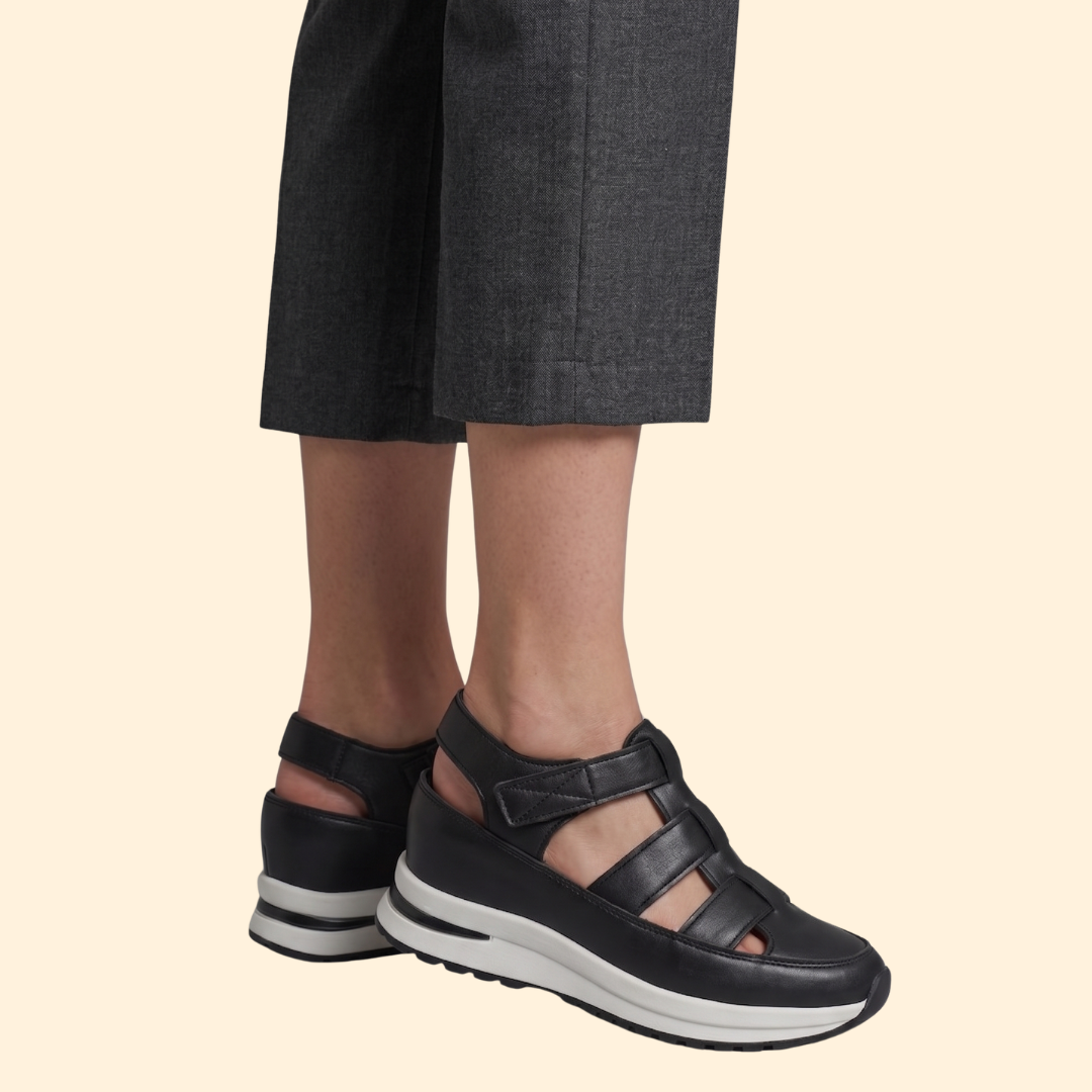 Women's Orthopedic Sandals with Straps