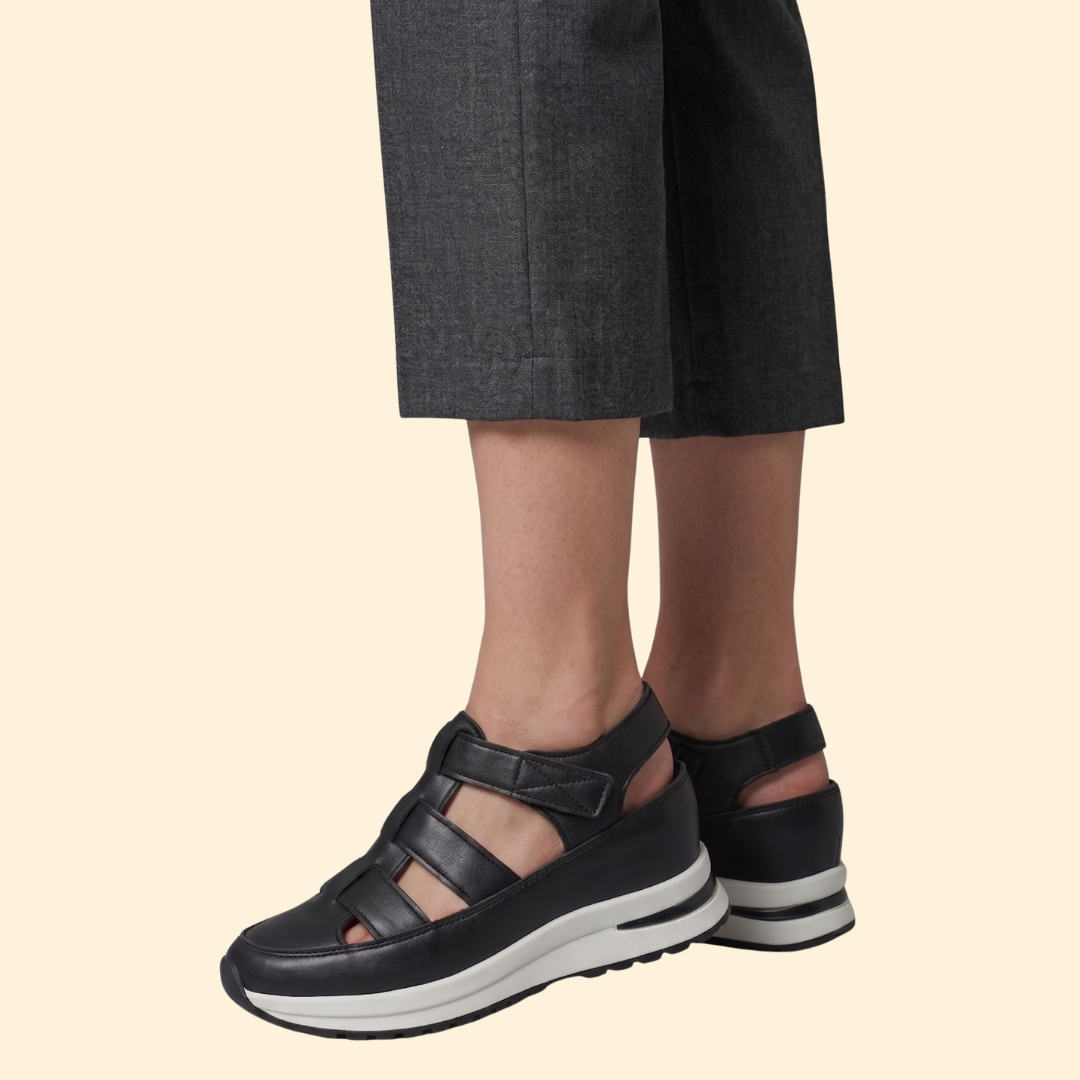 Women's Orthopedic Sandals with Straps