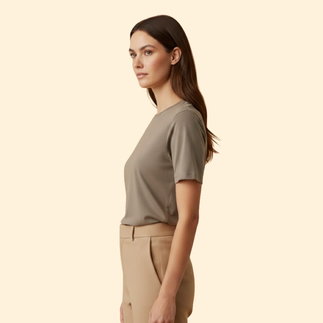 Women’s Short Sleeve T-Shirt with Round Neck