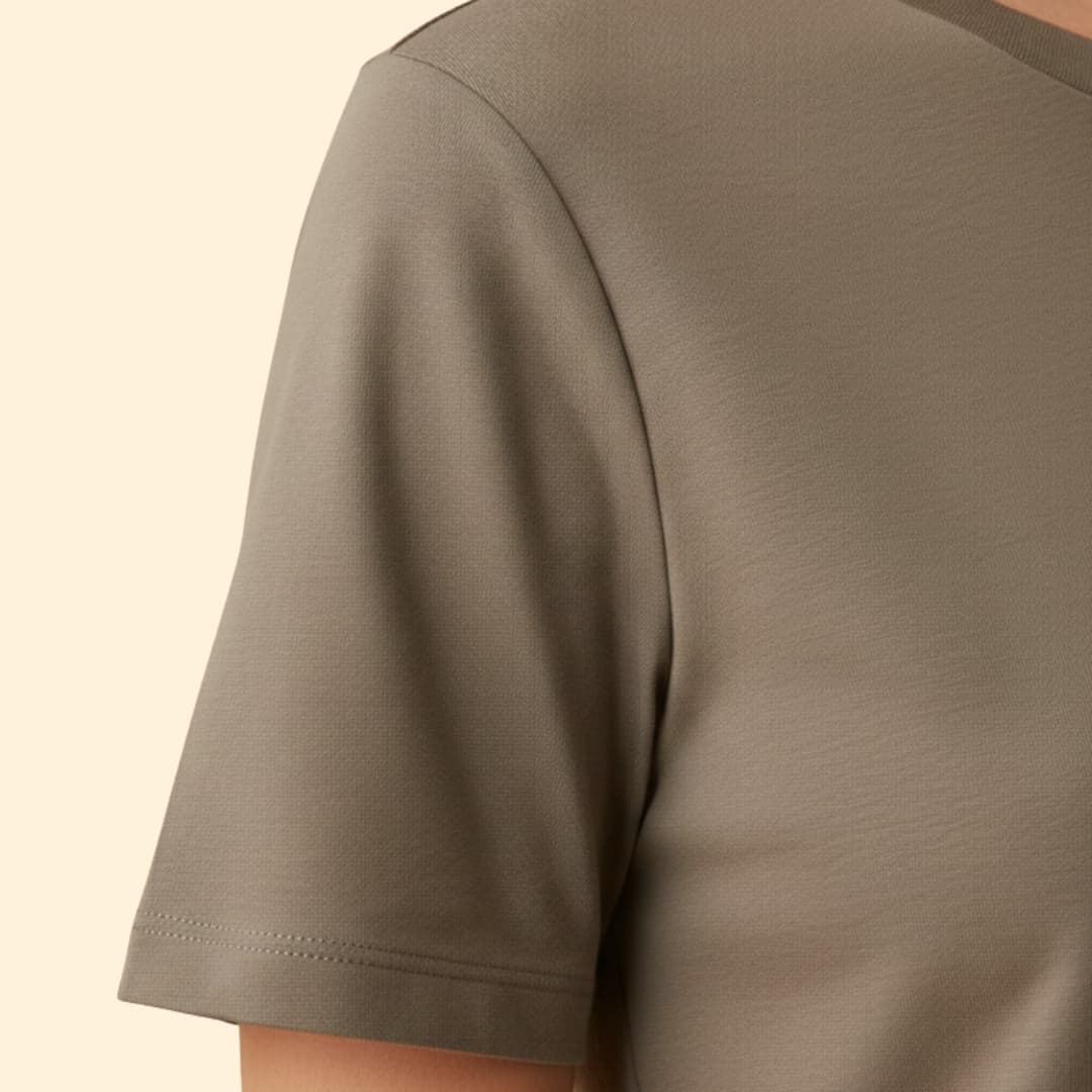 Women’s Short Sleeve T-Shirt with Round Neck