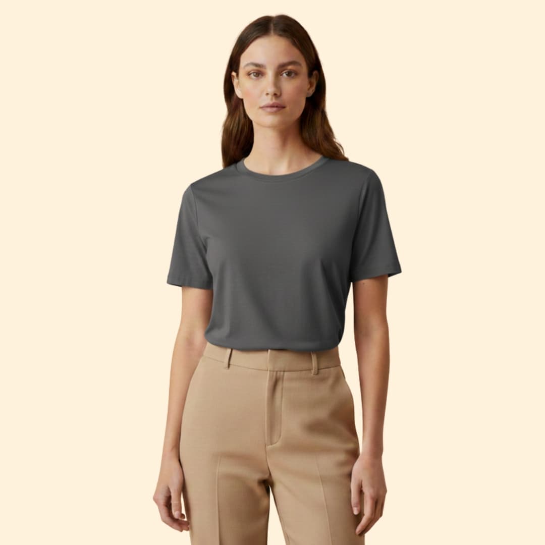 Women’s Short Sleeve T-Shirt with Round Neck